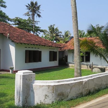 فيليغاما Mendis Cottage المظهر الخارجي الصورة